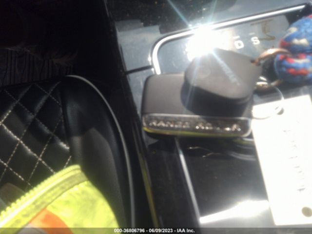 SALYM2RX9JA758961 Land Rover Range Rover Velar R-dynamic Hse