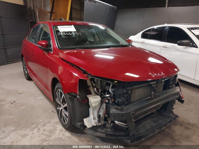 3VWDB7AJ8HM403189 auction archive image