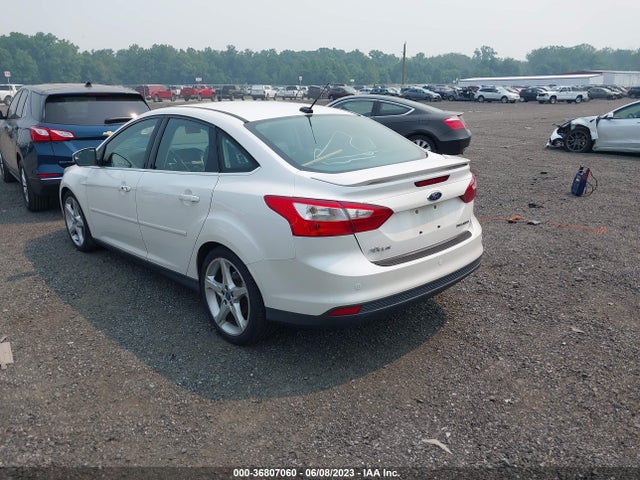 2012 FORD FOCUS TITANIUM VIN: 1FAHP3J21CL460678