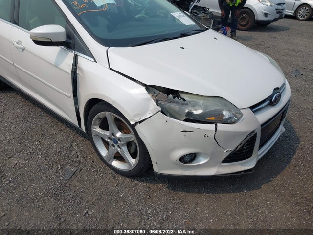 2012 FORD FOCUS TITANIUM VIN: 1FAHP3J21CL460678