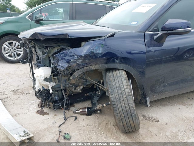 Toyota Highlander Le 2022 5TDZZRAH7NS133624 Image 13