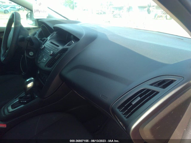 2015 FORD FOCUS SE VIN: 1FADP3K20FL374604