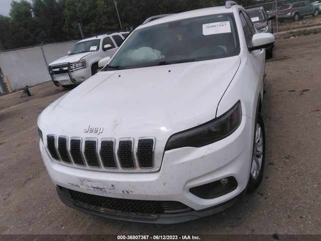 1C4PJLCB4KD263209 Jeep Cherokee Latitude