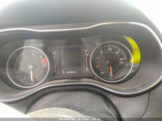 1C4PJLCB4KD263209 Jeep Cherokee Latitude