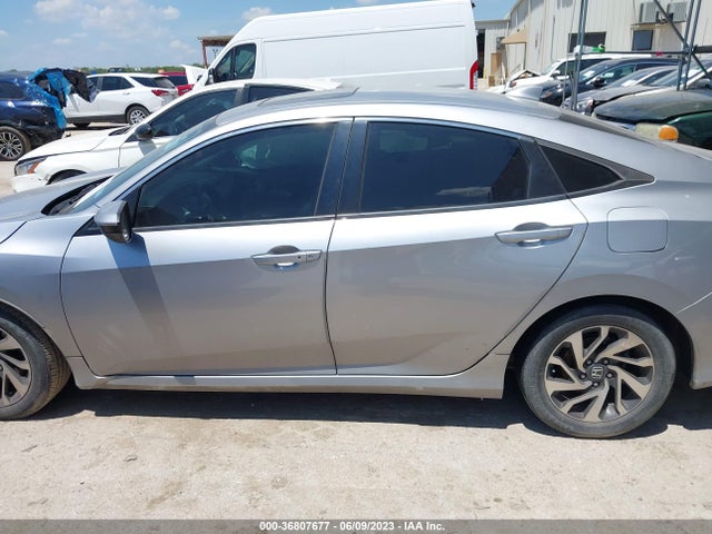 Honda Civic Sedan Ex 2018 19XFC2F73JE035593 Image 14