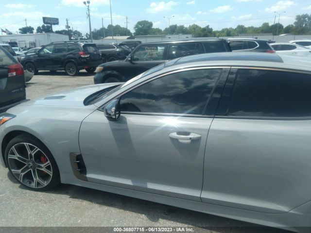 KNAE55LCXJ6028460 KIA Stinger Gt2