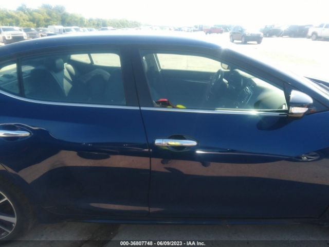 1N4AA6CV1MC507978 Nissan MAXIMA SV