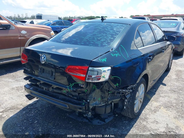 3VWD07AJ7FM404692 Volkswagen Jetta Sedan 1.8t Se W/connectivity