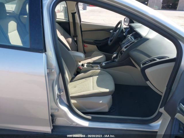 1FADP3F22EL436688 Ford FOCUS SE