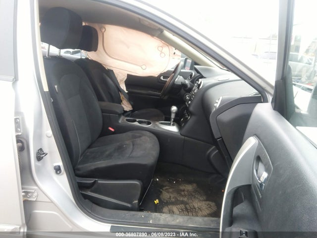 2015 NISSAN ROGUE SELECT S VIN: JN8AS5MV3FW768289