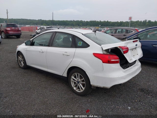 Ford FOCUS SE 2017 1FADP3F24HL297622 Image 9