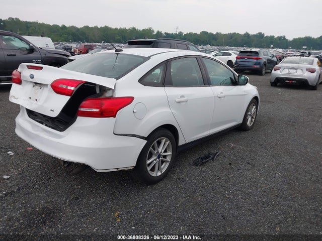 Ford FOCUS SE 2017 1FADP3F24HL297622 Image 10