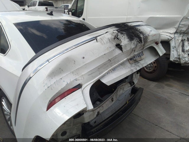 1VWBT7A36GC016369 Volkswagen Passat 1.8t Se
