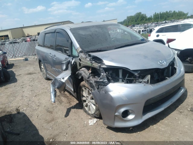 2012 TOYOTA SIENNA SE VIN: 5TDXK3DC8CS221409