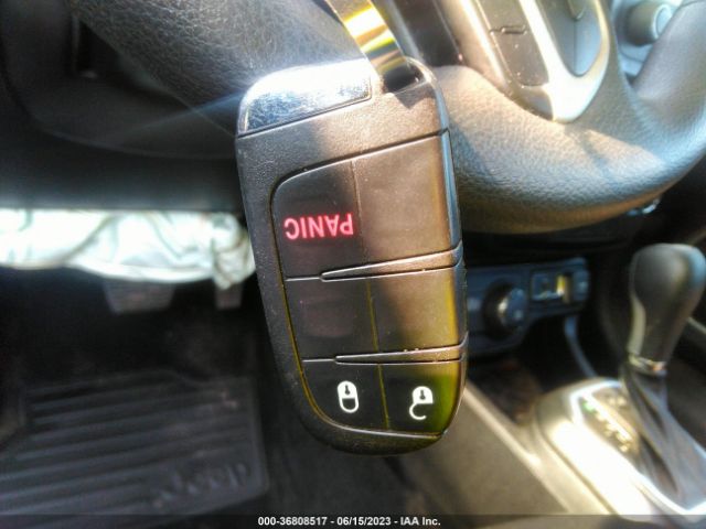 ZACCJBAB2JPJ46219 Jeep Renegade Sport