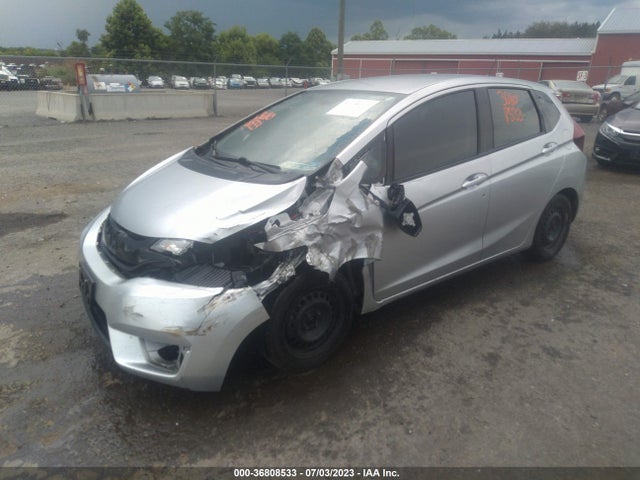 Honda FIT LX 2016 JHMGK5H5XGX027048 Image 2