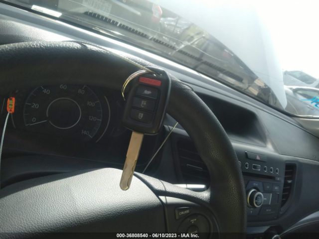5J6RM3H38GL031818 Honda CR-V LX