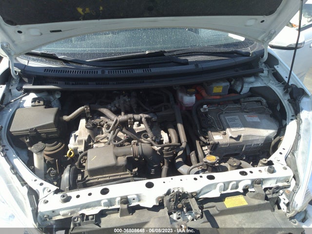 Toyota Prius C One/three/two/four 2014 JTDKDTB39E1082575 Image 11
