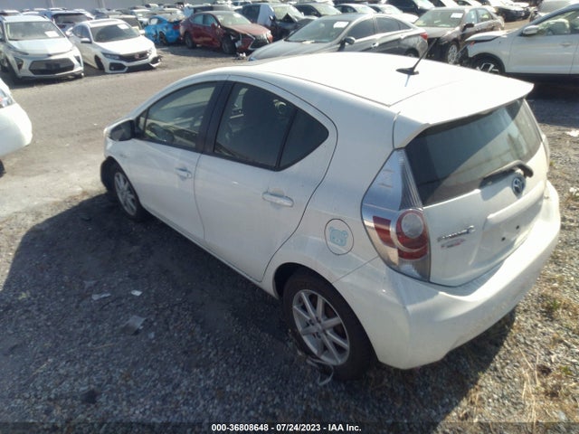 Toyota Prius C One/three/two/four 2014 JTDKDTB39E1082575 Image 4