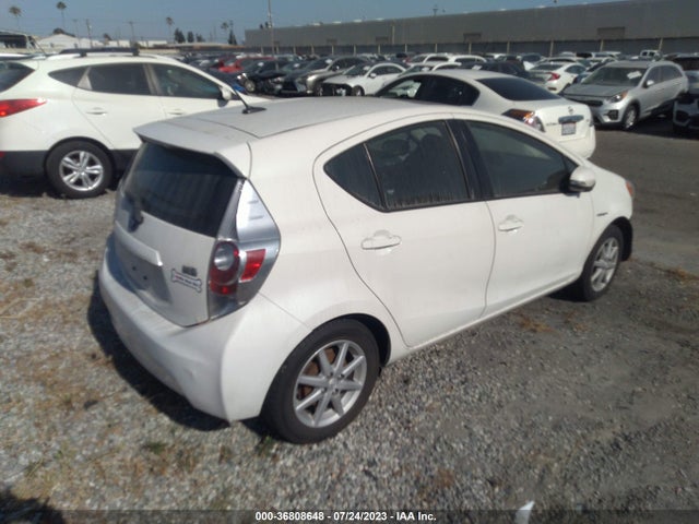 Toyota Prius C One/three/two/four 2014 JTDKDTB39E1082575 Image 5