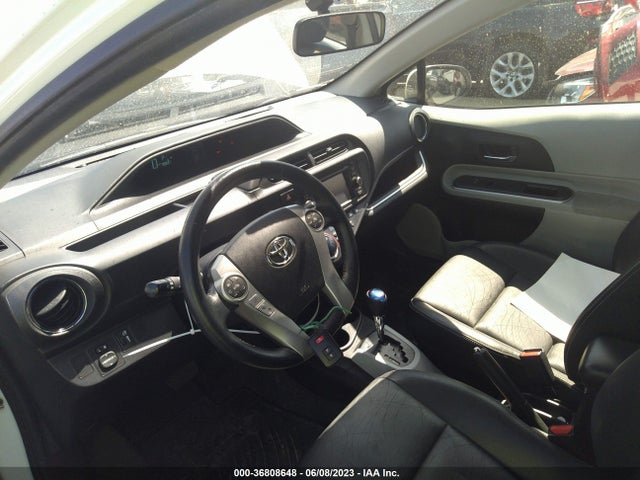 Toyota Prius C One/three/two/four 2014 JTDKDTB39E1082575 Image 6
