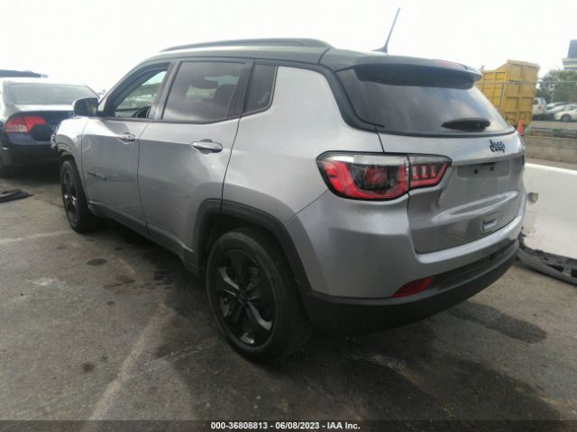 3C4NJCBB5JT460715 Jeep Compass Altitude