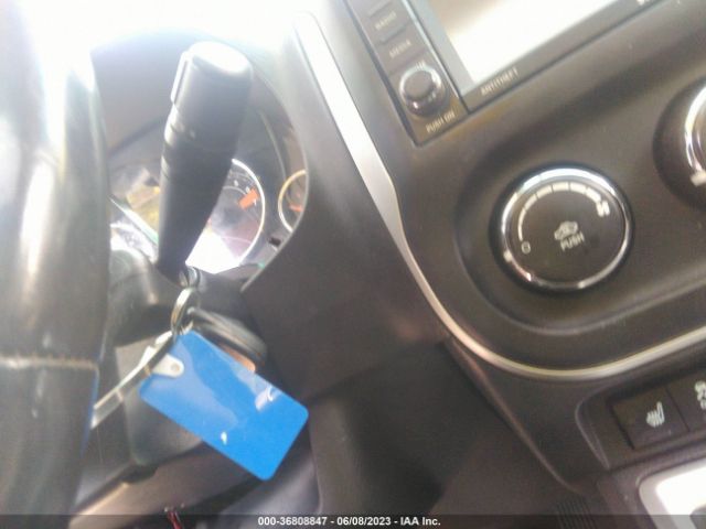 1C4NJCEB9ED518266 Jeep Compass Latitude