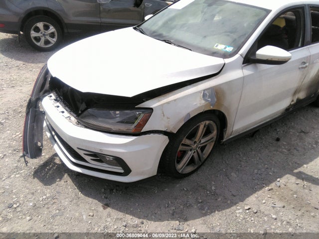 3VW4T7AJ0HM235321 Volkswagen JETTA GLI