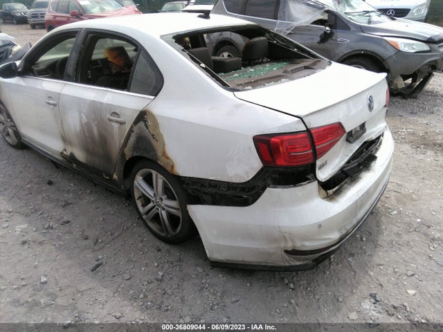 3VW4T7AJ0HM235321 Volkswagen JETTA GLI