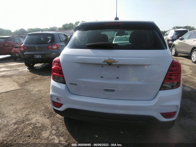 Chevrolet TRAX LS 2019 3GNCJKSB1KL225075 Image 17