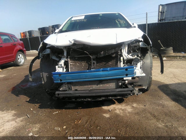 Chevrolet TRAX LS 2019 3GNCJKSB1KL225075 Image 6