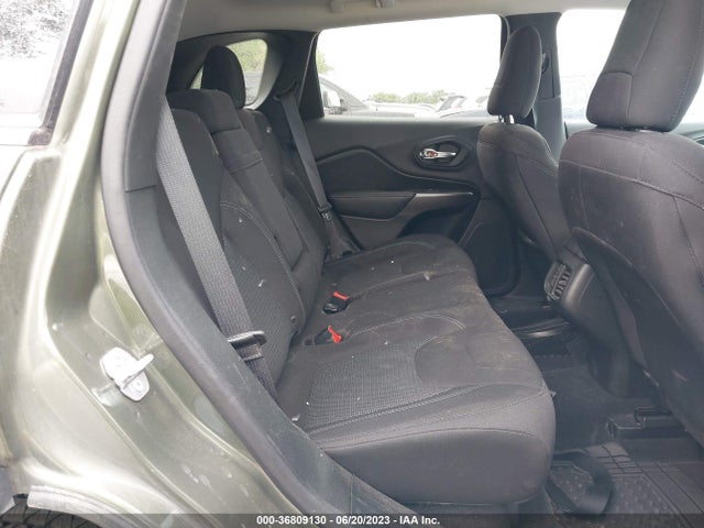 1C4PJMCBXKD346651 Jeep Cherokee Latitude