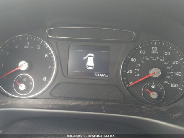 5XYPGDA56KG486693 KIA Sorento Lx V6