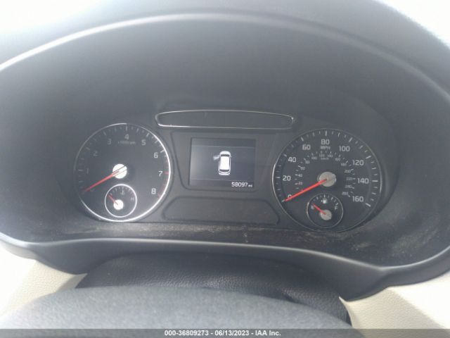 5XYPGDA56KG486693 KIA Sorento Lx V6