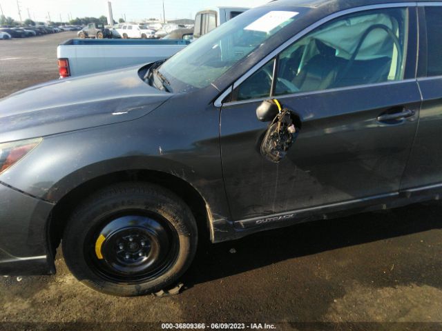 4S4BSACC7J3292563 Subaru Outback Premium