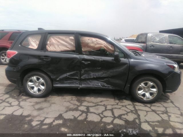 JF2SJAAC0JG457969 Subaru Forester
