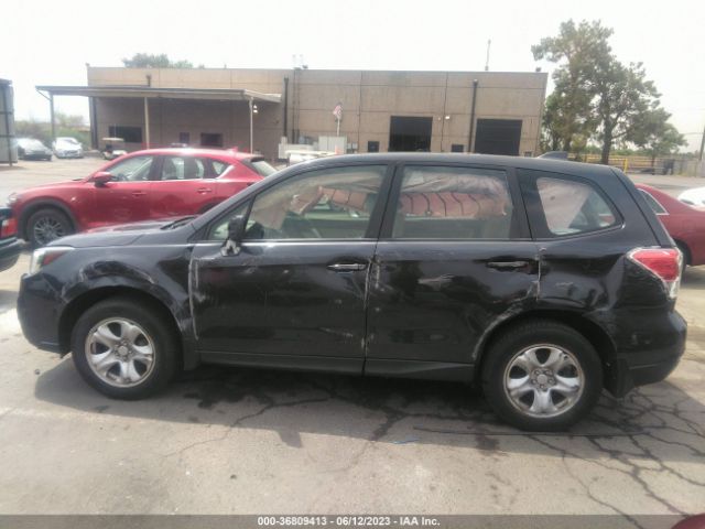 JF2SJAAC0JG457969 Subaru Forester