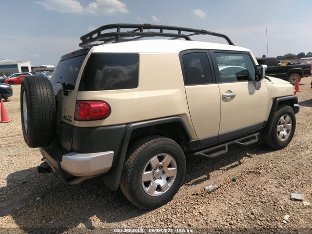 2008 TOYOTA FJ CRUISER VIN: JTEBU11F48K049915