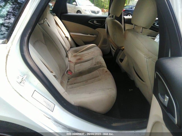 1C3CCCAB3FN679638 Chrysler 200 Limited