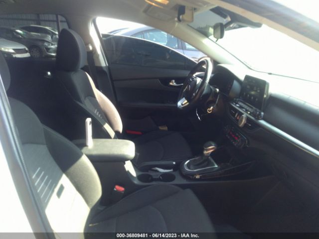 3KPF34AD5KE042846 KIA FORTE S
