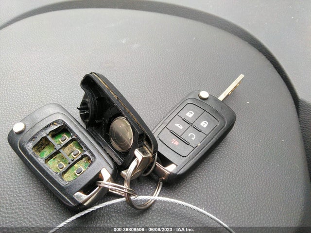 2010 CHEVROLET EQUINOX LT W/2LT VIN: 2CNFLEEW7A6200177