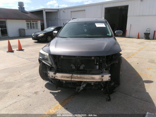 2017 NISSAN PATHFINDER SL VIN: 5N1DR2MN8HC627558
