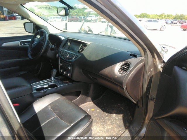 2017 NISSAN PATHFINDER SL VIN: 5N1DR2MN8HC627558