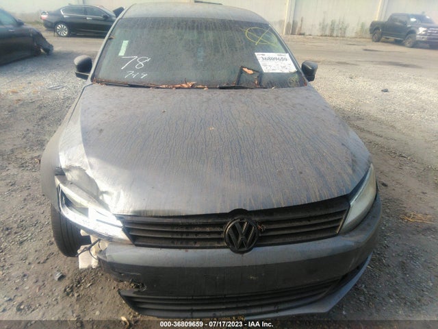 3VW2K7AJ2EM405295 Volkswagen Jetta Sedan S