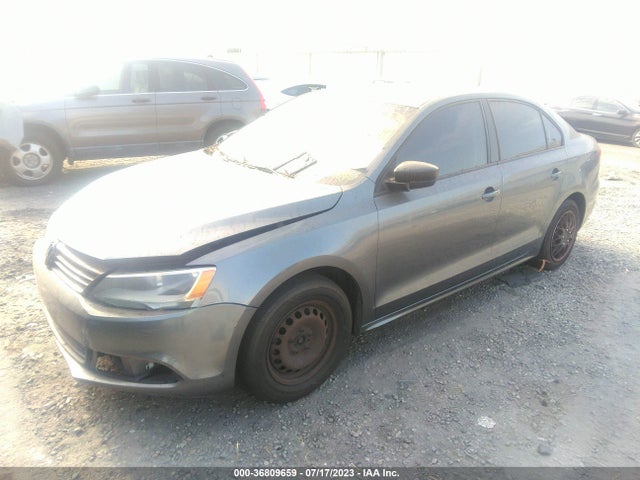 3VW2K7AJ2EM405295 Volkswagen Jetta Sedan S