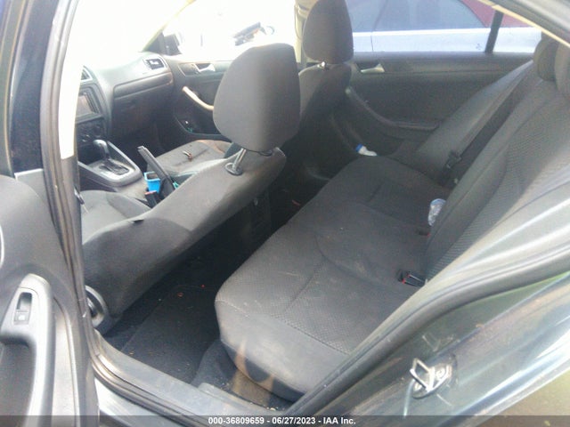 3VW2K7AJ2EM405295 Volkswagen Jetta Sedan S