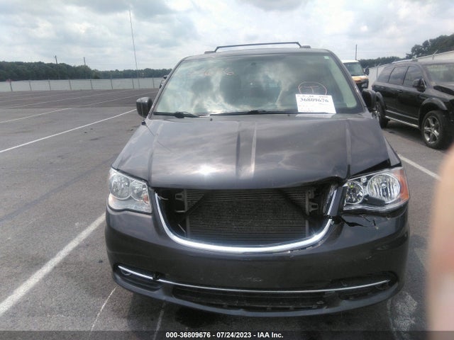 2C4RC1BG5GR299144 Chrysler Town & Country Touring