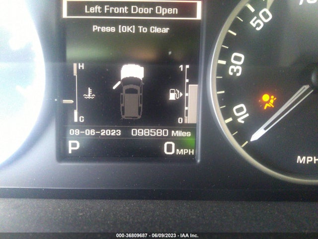 2015 Land Rover LR4, VIN: SALAG2V62FA759673