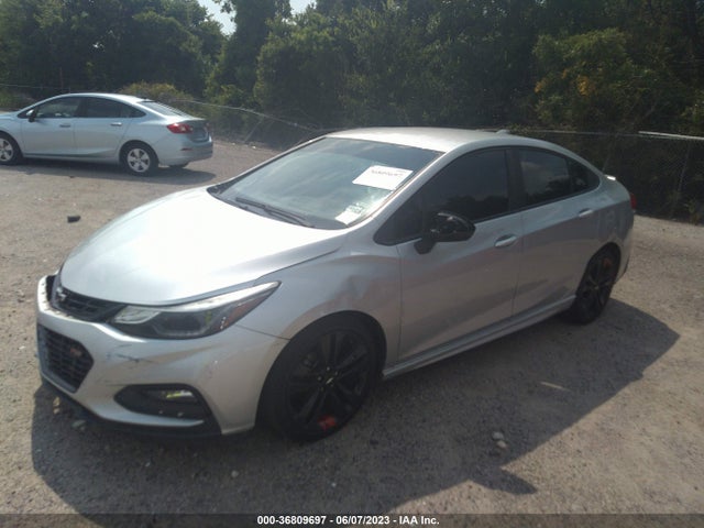 Chevrolet CRUZE LT 2018 1G1BE5SM4J7211551 Image 2