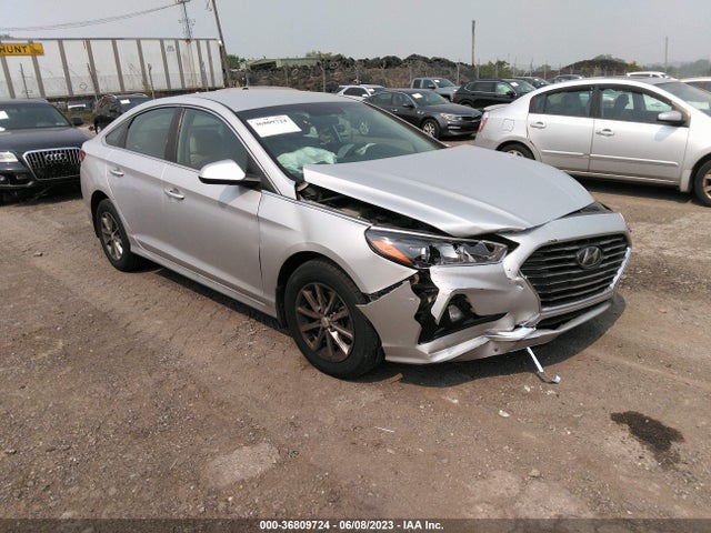 2018 5NPE24AFXJH664076 main image